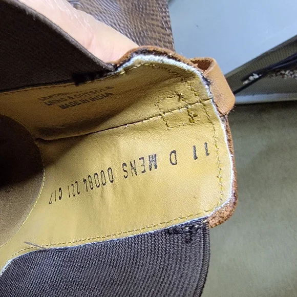 STACY ADAMS M2 WINGTIP CHELSEA BOOTS (SIZE 11) - Picture 14 of 15